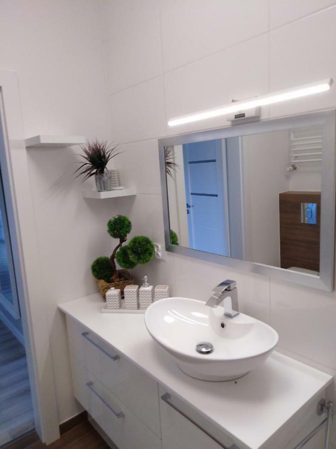 Apartament Manhattan Os.Jarzebinowe Szczecin Exterior foto
